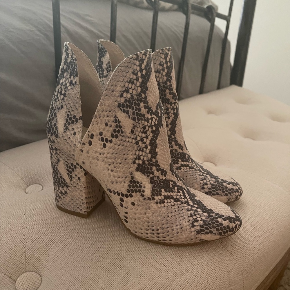 Steve Madden Booties